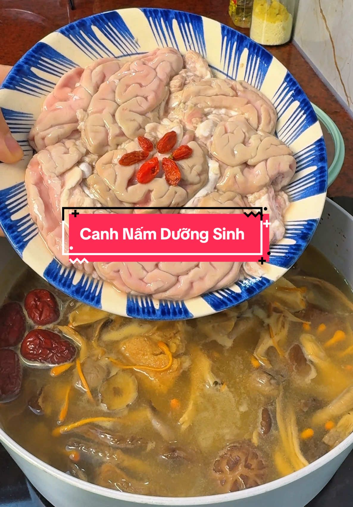 Căng thẳng mệt mỏi đầu óc quá à thì nấu cái món canh này tẩm bổ đi mấy bà #tiktokawards #bepcuagiao #mukbang #canhnamduongsinh #canhnam #thichcay 