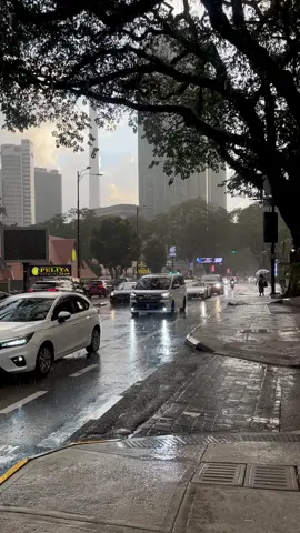 Timeless design, endless performance. #porsche911 #porsche #911  #malaysia 