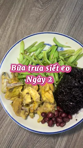 Ngày 2 bữa trưa 