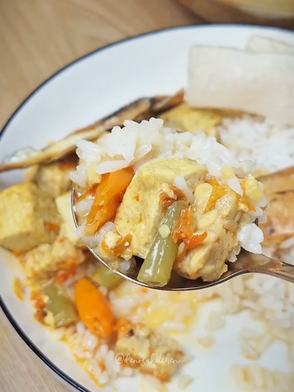 Sederhana aja, sayur lodeh pedes, ikan asin, kerupuk. 🤤 #sayurlodeh #resepsayurlodeh #janganlombok 