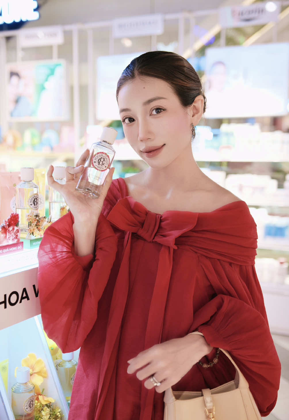 Quà tặng 20/10 ý nghĩa đến từ Pháp @ROGER&GALLET ✨ #himiki #rogergalletvn #nuochoahanhphuc
