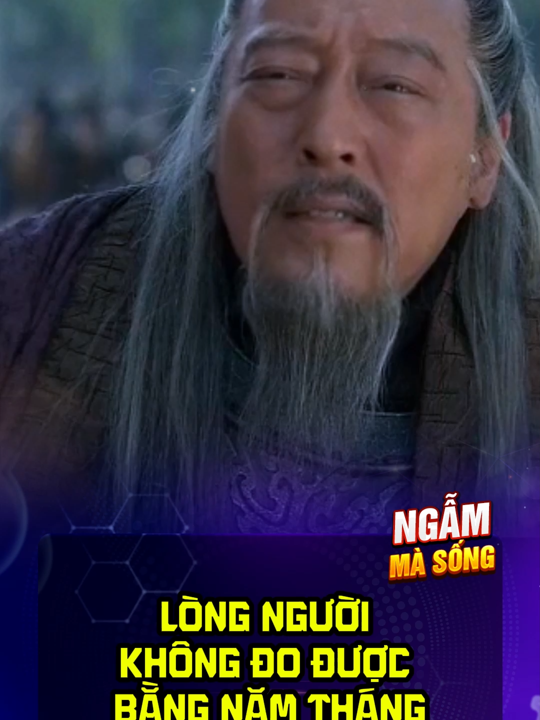 Lòng người không đo được bằng năm tháng. Mà bằng cách họ đối xử với bạn khi bạn chẳng còn gì #cuocsong #cuocdoi #daolycuocsong #trietlycuocsong #caunoihay #xuhuongtiktok #viral