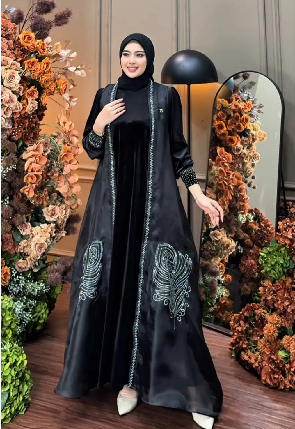 Hellen Set Outer by Dumma