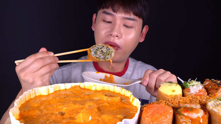 Cheese tteokbokki with seafood egg sushi mukbang! #asmr #food #FoodLover #koreanfood 