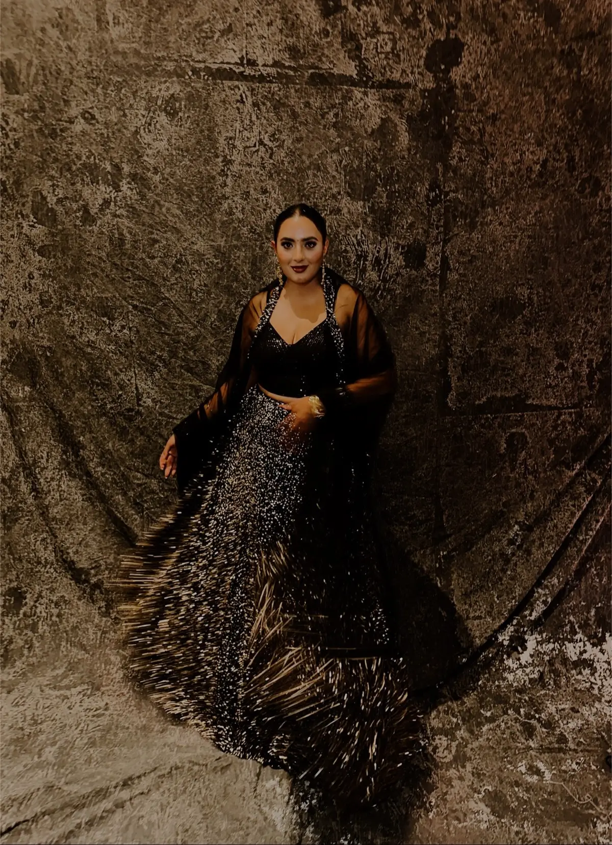 Sustainability is the way to go #southasian #southasianfashion #punjabi #lehnga #styleinspo 