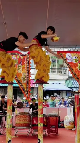 VÀO KÊNH TIKTOK CỦA MÌNH XEM TỔNG HỢP CÁC VIDEO MÚA LÂN VÀ LIKE +FOllOW KÊNH GIÚP MÌNH NHÉ #liondance #maihoathung #xedapthudungdanang #trungthu2025 #foryou 