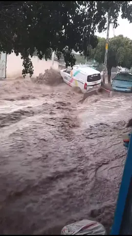 very high flood 😭#FloodUpdate #DisasterFootage #Flood2025 #CapCut 