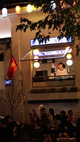 Tối mà ngồi Dope thì bao chill luânn #chill #cafe #dj #dope #saigon 