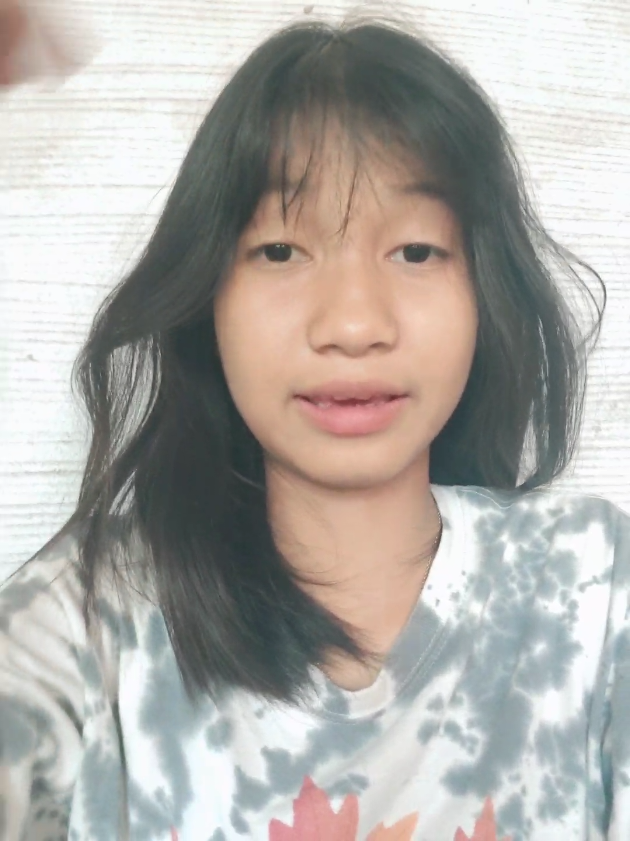 เธออย่าเพิ่งเก็บไปคิดว่าผมมีใคร