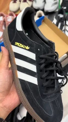adidas handball spezial black white🙌🏻 #adidas #adidasoriginals #spezial #807garage 