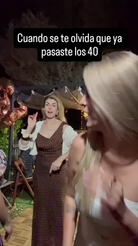 😁