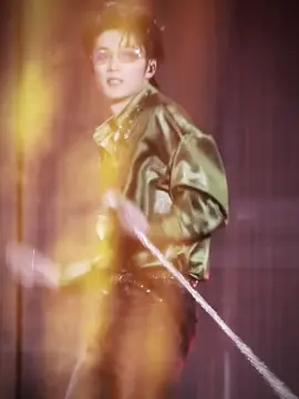 Líu ơi , áo anh giãn hơi nhìu ròi đó nhưng e thik như z 🥰☺️#lưudiệuvăn #liuyaowen #tnt时代少年团 #xuhuong #xh 