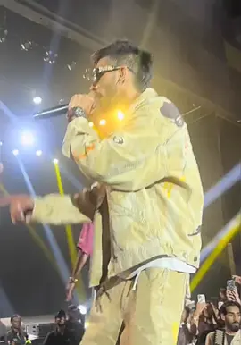 Talha anjum and sad song Karachi King 🥀🎧😏 #foryou #foruoupage #urdurap🎧 #karachisongviral✈️🥀🎧 #viralvideofypシforyoupageシ 