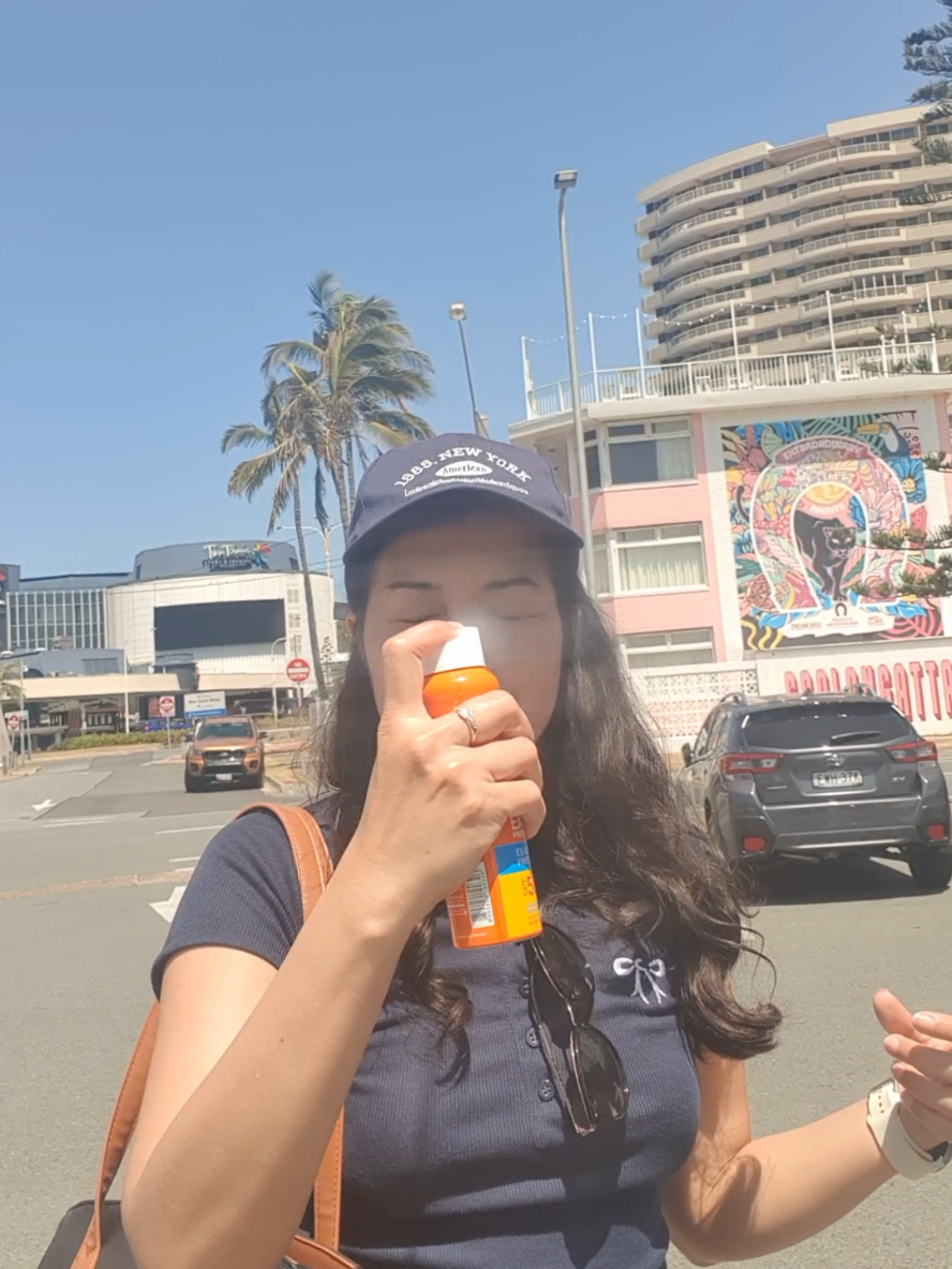 แดดขนาดนี้ไม่ใช้กันแดดคงไม่ไหว🌞🌞#รีวิวของดีบอกต่อ #กันแดด #กันแดดKA #สเปรย์กันแดด 