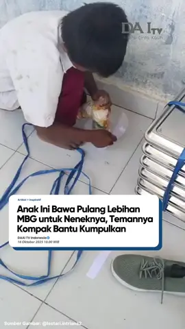 Sahabat DAAI, makanan berlebih (MBG) akan sangat bermanfaat bila sampai ke tangan orang yang benar-benar membutuhkan. Di sebuah sekolah dasar di pelosok Sulawesi, seorang murid bernama Risal dengan penuh kasih mengumpulkan MBG dari sekolahnya untuk dibawa pulang kepada sang nenek. Setiap sisa makanan yang tidak termakan ia simpan di dalam kantong plastik seadanya untuk orang tercinta di rumahnya. Momen menyentuh ini diunggah oleh gurunya melalui akun @lestari.intriana2. Kisah Risal pun membuat teman-teman sekelasnya ikut tergerak. Keesokan harinya, mereka kompak membantu mengumpulkan MBG agar Risal bisa membawa lebih banyak makanan untuk neneknya. Saksikan konten-konten inspiratif dan menenangkan hati di platform DAAI+ Discover Inspiring Content. #mbg #risal #kisahharu #motivasi #daaitv 