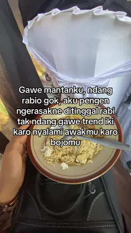 Seak kedisikan aku😂 #berandatiktok #resepsi #nikah 