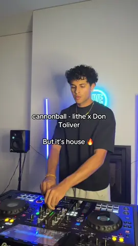 full remix is on my SoundCloud, link in bio #techhouse #houseremix #dontoliver #fyp 
