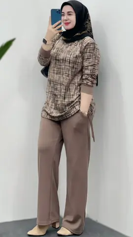 Setelan knit kekinian #ootdhijab #venditafashion #setelanwanita #promoseruweekend 
