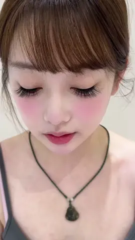 Mi Em Bé best seller nhà em 🥰 dáng mi chưa bao giờ hết hot. Đặc biệt là lựa chọn đầu tiên cho các nàng lần đầu nối mi và thích tự nhiên, nhẹ mắt, ko cộm nha. _______________ ⏰ 𝐎𝐩𝐞𝐧 : 10:00 - 19:00 (CÓ NHẬN TRỄ HƠN) ☎️ 𝐇𝐨𝐭𝐥𝐢𝐧𝐞 : 0703559742(ĐẶT LỊCH TRƯỚC KHI ĐẾN) 📍 𝐀𝐝𝐝𝐫𝐞𝐬𝐬 : 108 Đặng Thị Nhường Bùi Hữu Nghĩa CMT8 Cần Thơ#eyelashes #mitrunghoa #cantho #cantho #cantho 