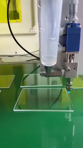 Máy bơm keo theo dõi thị giác cho tấm kính！ #sảnxuấttạitrungquốc  #tựđộnghóanhàmáy #madeinchina #gluedispensingmachine 