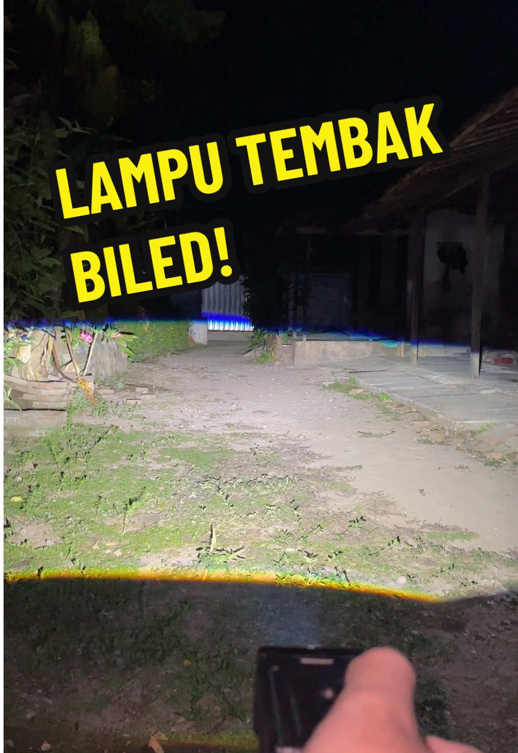 iBright L10 ya namanya ini. Catat, inget, checkout. #ibrightl10 #lamputembak #lampubiled #lamputembakbiled #biled 