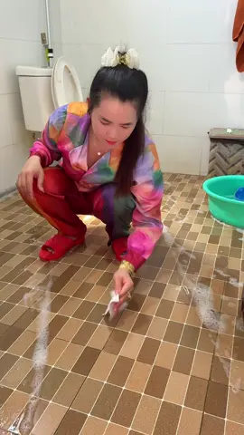 Công nhận cây gạt nước sàn nhà này êm thiệt #ngoctuyen #review #caygatnuocsannha  