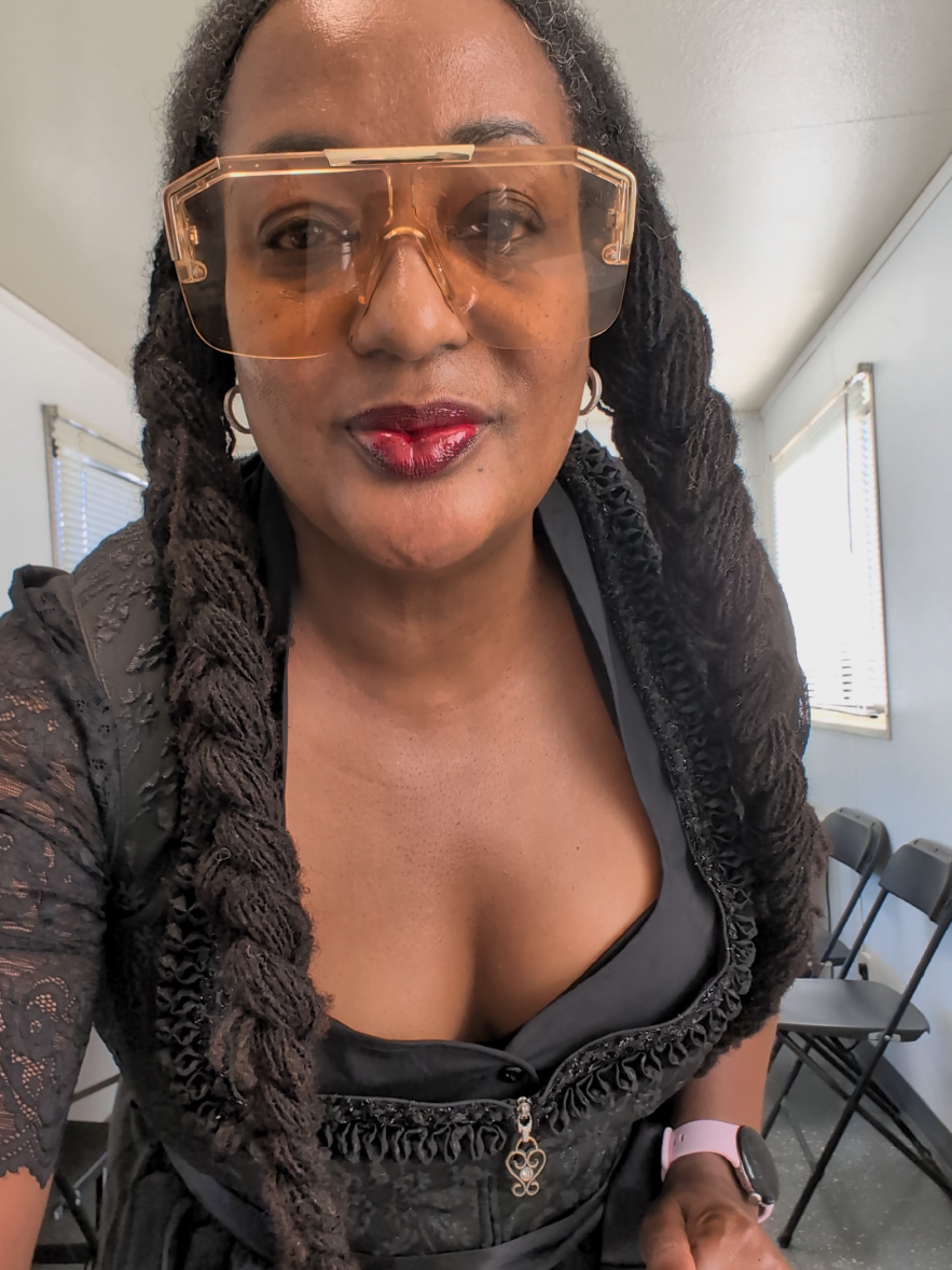 It's Oktoberfest time in Tulsa. My company @Social Media for Events aka Social Media Tulsa is the social media team. We have been so since 2018. this is only the 2nd year I've worn a dirndl and I'm kinda loving it. 