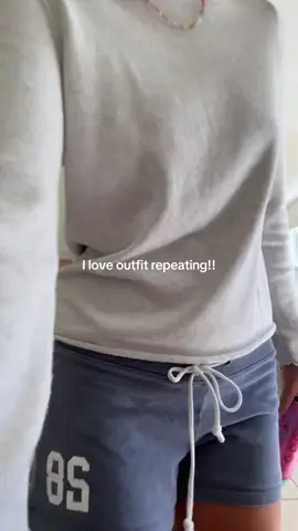 checking my outfit with Rose petal  by @<3peace it so addictive 