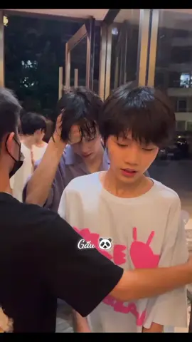 xinh iu chx😍#lygiasam_lijiasen_李嘉森 #lygiasam_lijiasen_李嘉森 #lygiasam_lijiasen_李嘉森 #gấu🐼_bthi 