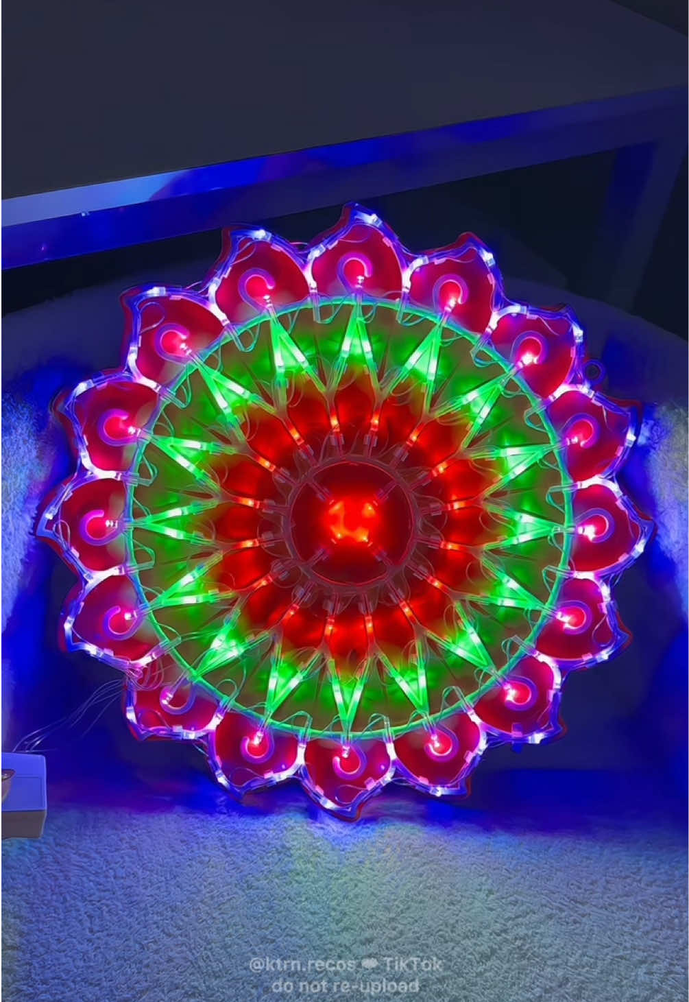 Christmas Parol Lantern #parol #christmasparol #lantern #christmasdecor #christmaslights 