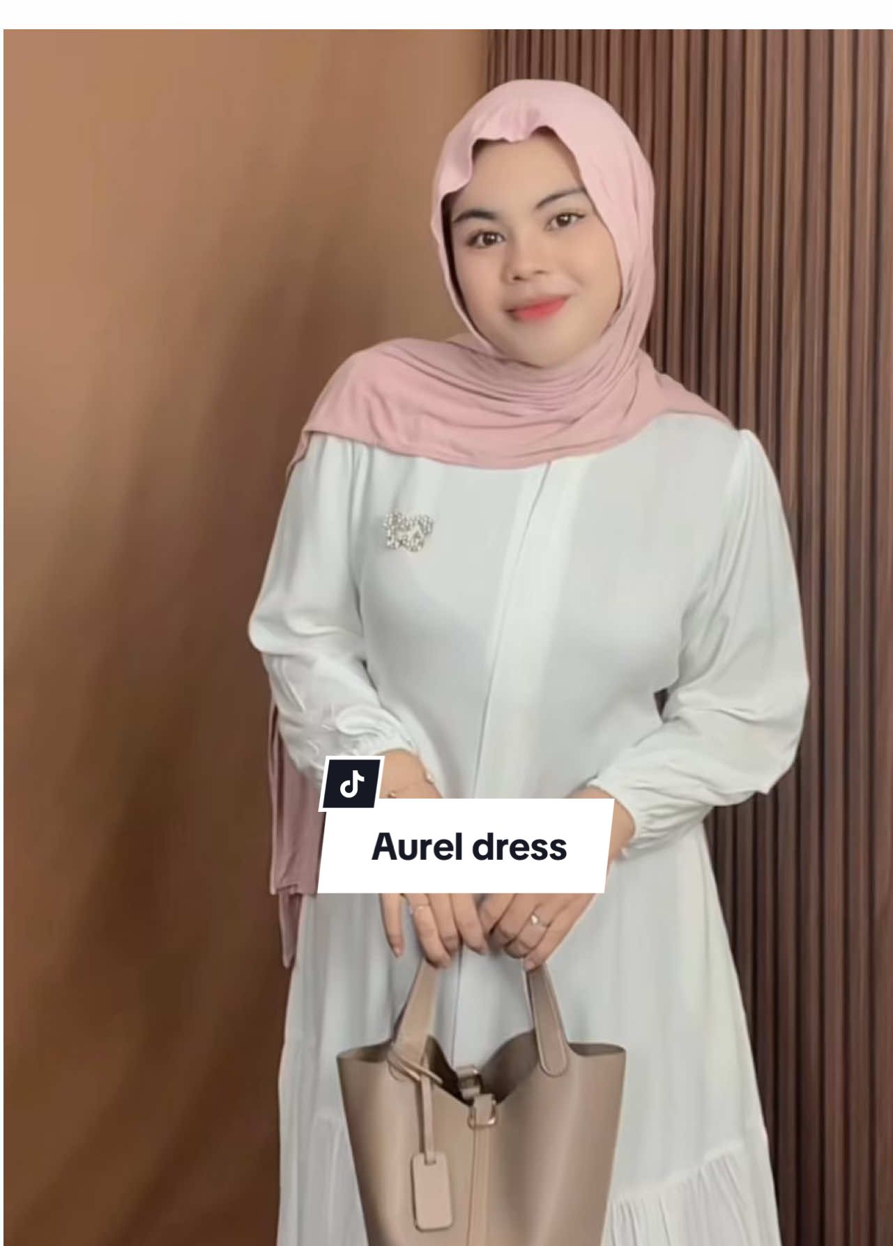 Kapan lagi dress elegan begini 120.000 aja, ada di live sekarang‼️ #fyp #promoseruweekend #gamispolos #gamissimple #gamisputih 