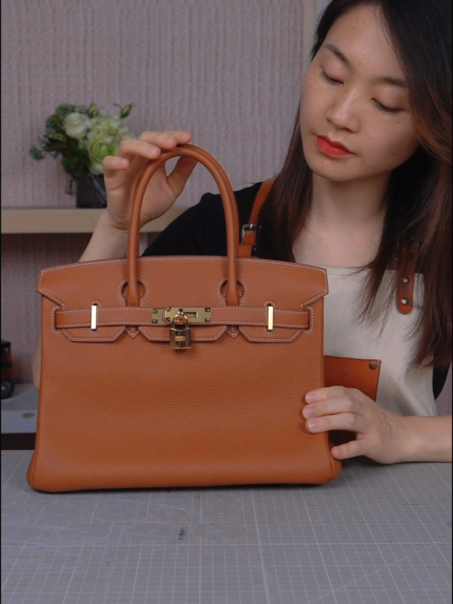 Do you love this bag? Pls check my profile for contact. #handmadebag #luxurybag #fashionbag #handbag #handcraft