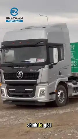 Xe đầu kéo Shacman X5000 4×2, 340 mã lực – hoàn toàn mới ra mắt! Với động cơ mạnh mẽ và chất lượng vượt trội, đây chính là lựa chọn hàng đầu cho vận tải Bắc – Nam và kéo rơ-moóc tại cảng, giúp bạn hiệu quả hơn, tiết kiệm hơn và bền bỉ hơn!#viral #shacman #
