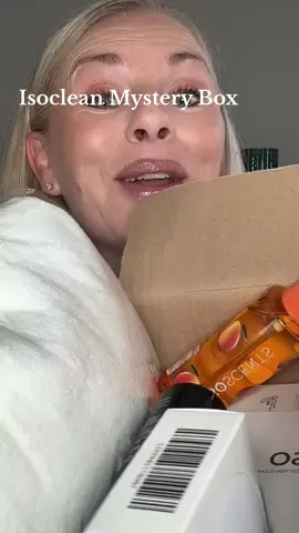 What a bargain! #isoclean #mysterybox #mysterybundle #makeuptiktok #TikTokMadeMeBuyIt  @ISOCLEAN 