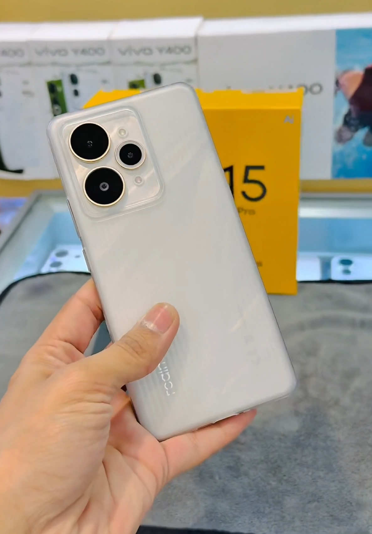 REALME 15 PRO [5G] VELVET GREEN 💥💚 (12GB/512GB) ❤️‍🔥 7000mAh 🔋 #realme15pro #realmePakistan #realme15Series #AlPartyPhone #LiveRealinEveryShot @realme Pakistan 