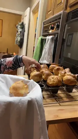 My sister in law makes the best pop over #fyp #yummy #food #foryoupage 