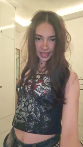 #فوریو_پاشم_بیام_جرت_بدم #فوریو_نظری_به_حال_ما_کن #فوريو #fyp #فوريو 