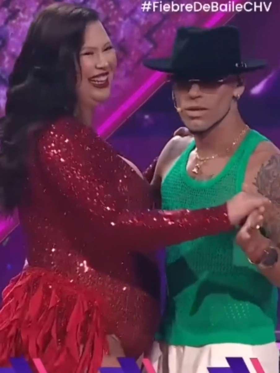Michu y Raul bailando 💃🏻🕺🏻🎶✨️ @Michelle Carvalho @Los Power  #michellecarvalho #raulperalta #lospowerperalta  #fiebredebailechv 