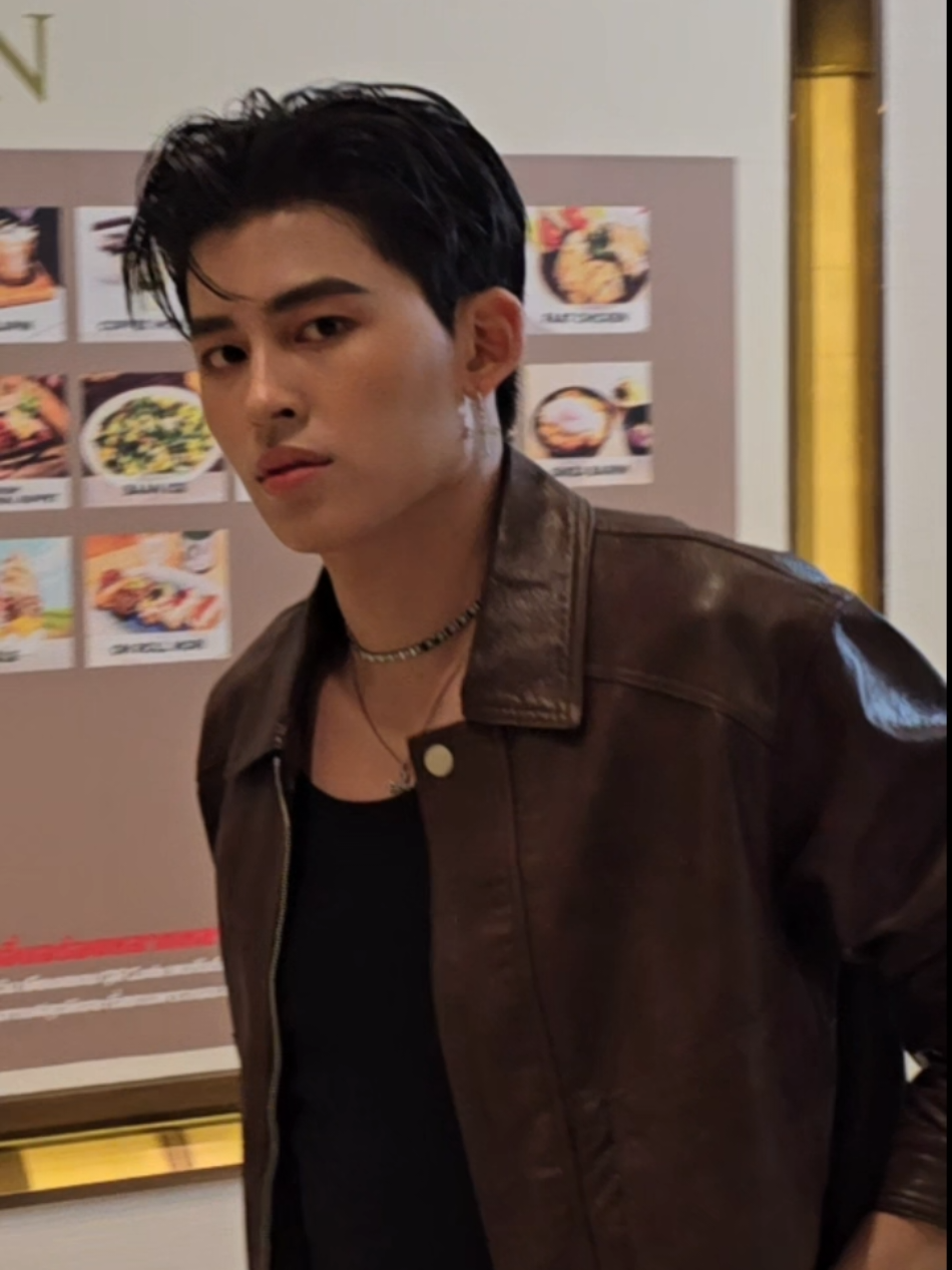 คุณพี่ก็หล่อเท่เกิน🔥🖤🫶🏻#ppnaravit #pondphuwinwithapmmonaco #pondphuwin #pondnaravit @ppnaravitt  #APMMonacoTH 