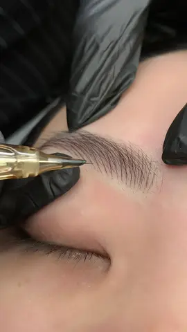 Chân mày sợi siêu nét - màu nâu đen tự nhiên #điêukhắclôngmày #hairstrokes #thêusoichanmay #phunxamthammy #xoaxamlaser 