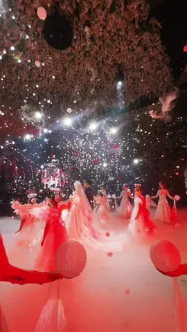 #свадьба #выходневесты #шоубалетбишкек #арабелла #dance #кыргызстан🇰🇬тикток #бишкек🇰🇬 #свадьбамечты #рекомендации #танцоры 