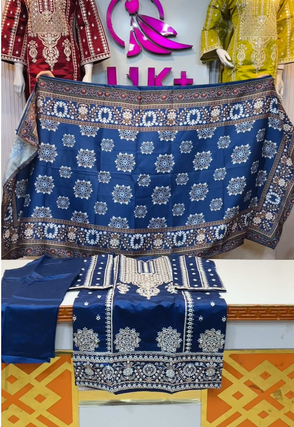 New khaddi 3 pc price 3000 all over Pakistan home delivery for u #viralvideo #trending #foryou 