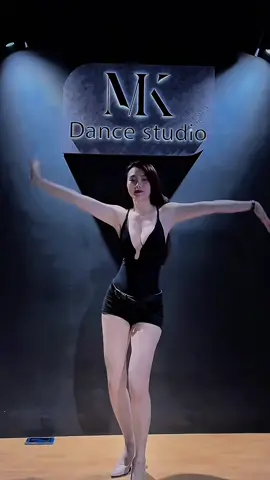 #dance #nhaytiktok #dancer #viral #trending 