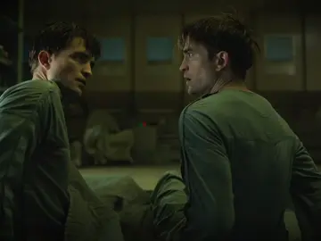 and now he’s gonna be in Dune 3, the Odyssey, Batman Part 2 and a romcom with Zendaya  #robertpattinson #edit #movierecommendation #moviescene #cinema 