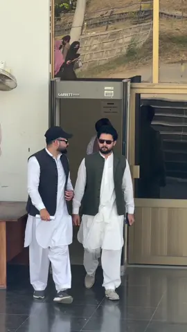 Kimaat tw wafadari ki hoti hai Chehre to tawaif ka bhi sundar hota hai❤️‍🩹  #〽️ik #thebest @MIK. Official @Yk 