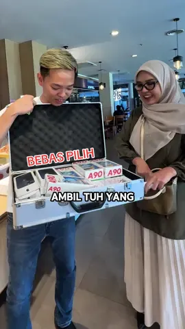 DICARI SHERLY 