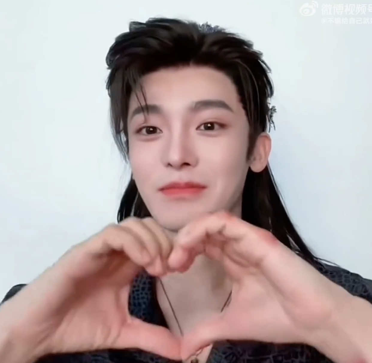 I don’t wanna leave Wugui Sea forever 🖤  wishing a happy ending for Ji Bo Zai and Ming Yi 🥹 (re-upload old video)  credits: weibo watermark  #houminghao #侯明昊 #neohou #cdrama #loveintheclouds 