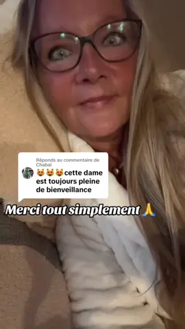 -là -là merci à tout les monde pour votre bienveillance et gentillesse envers moi et si j’ai répond pas à tout le monde je suis désolée mais je lis vos commentaires passé une belle journée 🥰#cejour-là 