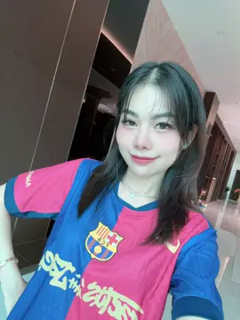 ពាក់អាវហ្នឹងអ្នកផ្ទះឆ្ងល់គ្រប់គ្នា😆😆អាវហ្នឹងកើតអី