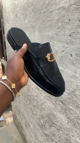 Half Shoe For Men #halfshoeformen#giftideasforhim#walkwithstyle#handmadefootwear#femaleshoemaker#madeinnigeria#viralllllll#goviral#makemefamous